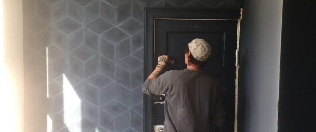 Focus Plus maler døren inden aflevering