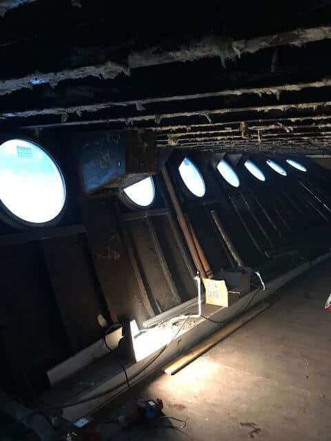 The lower deck of the houseboat